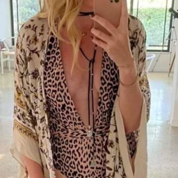 Boho Brown Wrap Around Necklace🌙🌻 - Picture 5 of 5